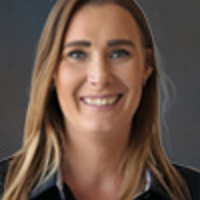 Carolin Hoybraten, personal i Halmstad