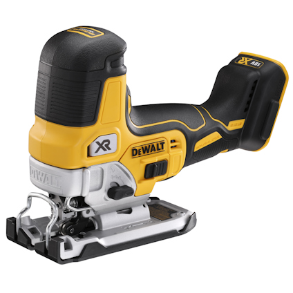 Gul och svart Dewalt sticksåg med XR-logotyp och detaljrik design.