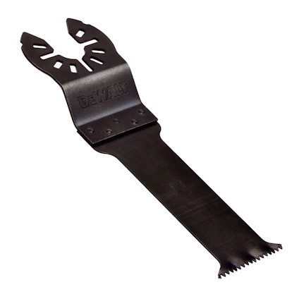 Svart sågblad med tandad kant och företagslogotyp präglad nära bladets fäste.