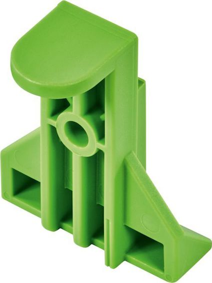 Grönt plastfäste med flera vertikala och diagonala stödstrukturer.