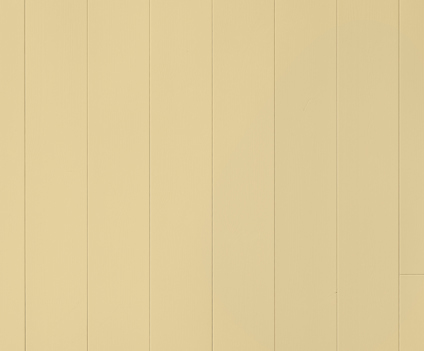 Slätspontade, putsade panelbrädor i en ljus vetegul färg.