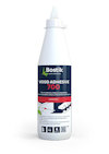 Vit flaska med Bostik Wood Adhesive 700 etikett, röd och blå text, skruvlock.