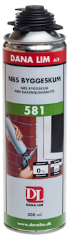 Sprayburk märkt "Dana Lim NBS Byggeskum 581" med bilder av skumanvändning och text på etiketten.