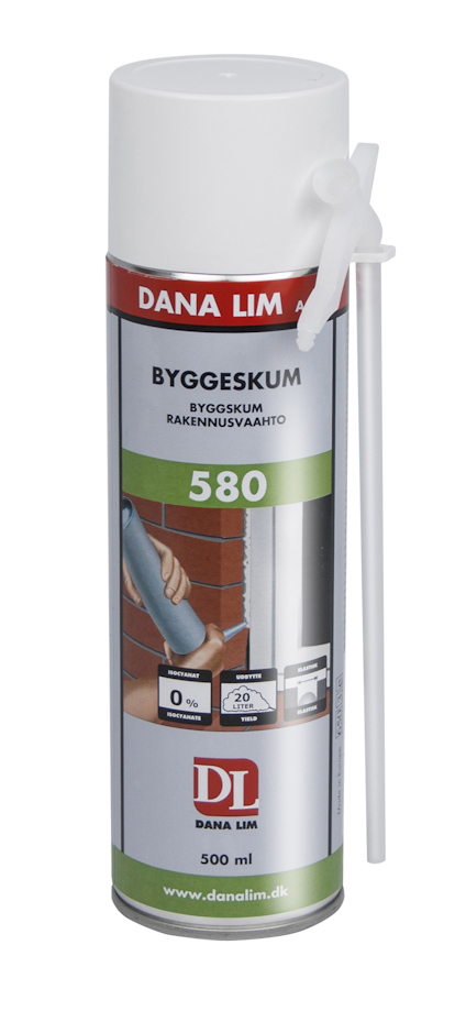 Sprayburk med etikett "DANA LIM BYGGSKUM 580" och bild på användning. Vit munstycke fäst vid sidan.