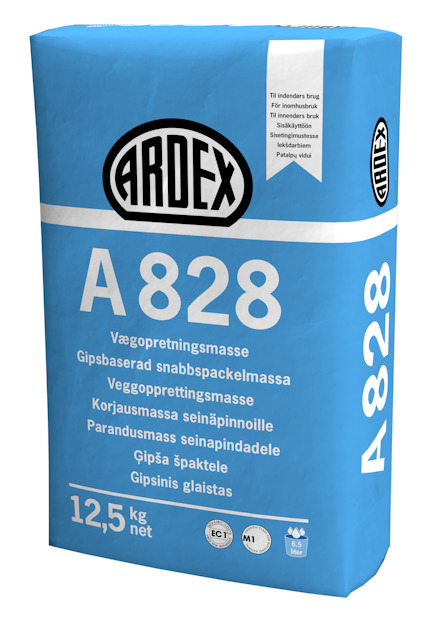 Blå förpackning med texten "ARDEX A828" och ord relaterade till väggspackel på flera språk, inklusive "Väggoppretningsmassa".