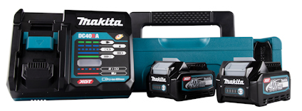Makita batteriladdare med två svarta batterier och ett bärhandtag i bakgrunden, alla med märkningen "40V."