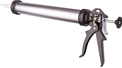 Fogpistol med svart handtag och grå cylinder för fogmassa.