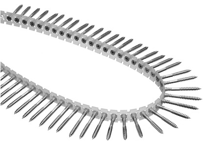 En kedja med skruvar arrangerade symmetriskt, fästa i ett plastband.