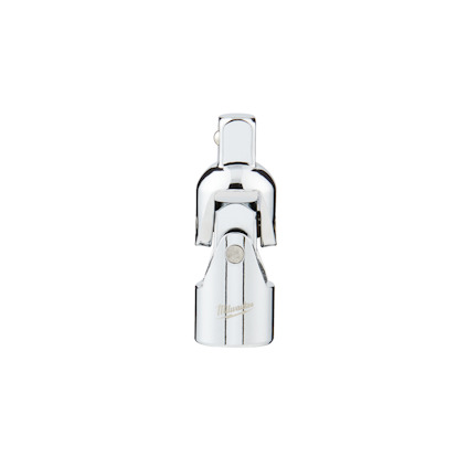 Silverfärgad flexibel adapter med blank yta och ledad mekanism.