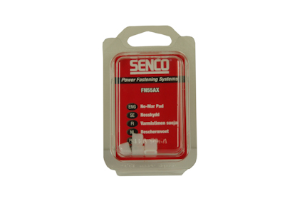 Förpackning med texten "SENCO Power Fastening Systems FN65AX" i röd bakgrund.