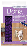 Förpackning av Bona Pet System mikrofibermopp för flera ytor, med lila mopphuvud synligt i en öppning.