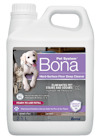 Förpackning av Bona Pet System golvrengöringsmedel, 2,5 L, med bild på en hund och en katt.