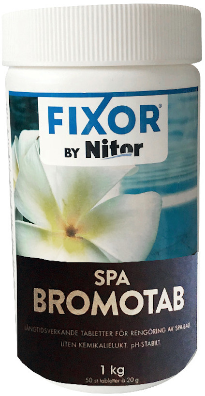 Vit plastburk med etiketten "Fixor by Nitor SPA Bromotab" och en bild på en vit blomma mot en blå bakgrund.
