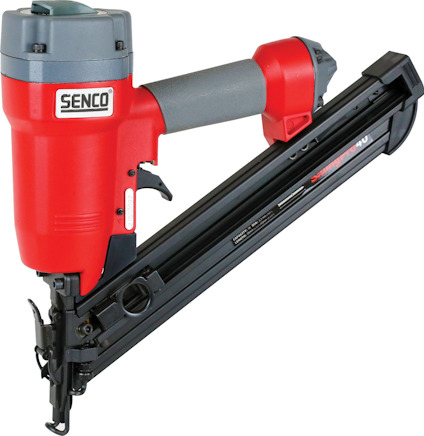 Spikpistol med rött och svart handtag, märkt "SENCO", med grå överdel och metallisk spikmatning.