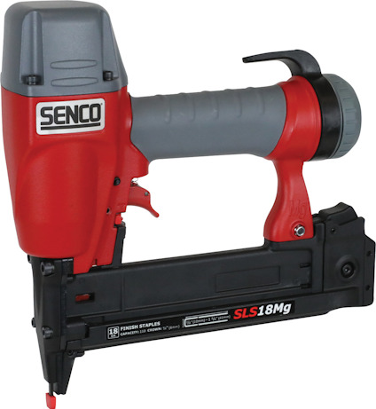 Röd och grå klammerpistol med texten "Senco SLS18Mg" på sidan.