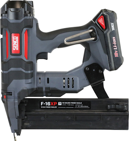 Dyckertpistol med grå och svart kropp, röd SENCO-logotyp och 18V Li-ion-batteri. Märkt "F-16 XP".