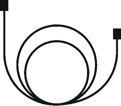 Svart förlängningskabel i en spiralformad uppställning med kontaktdon i båda ändar.