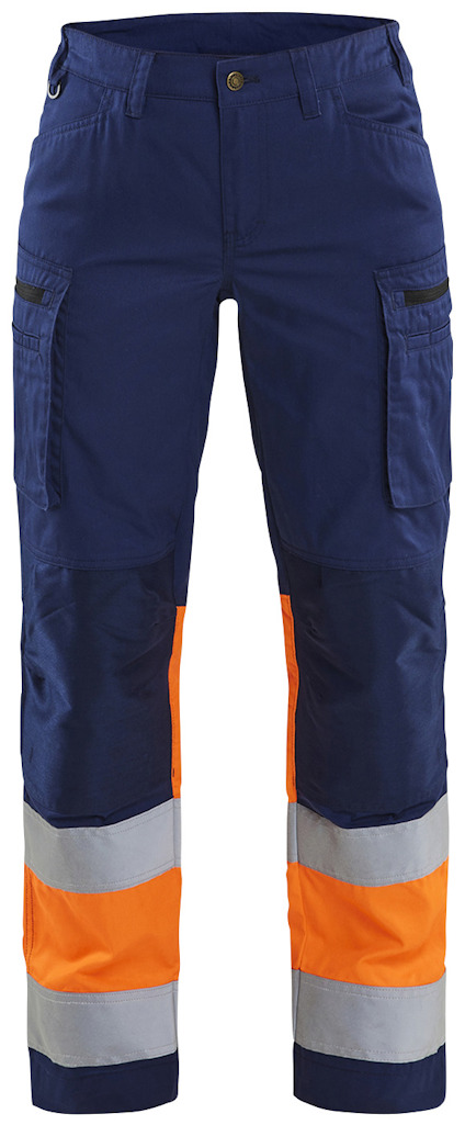 Marinblå arbetsbyxa med varselorange och reflexband på benen, flera fickor.
