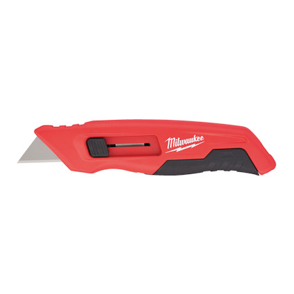 Röd universalkniv med utdragbart blad och svart handtag. Märkt med "Milwaukee" i vitt.