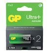 Förpackning med två GP Ultra+ alkaliska C-batterier, grön och svart design med text.