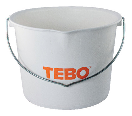 Vit hink med pip och metallhandtag, märkt "TEBO" i orange text.