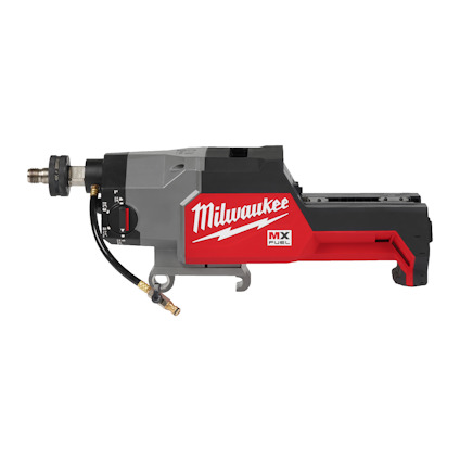 En röd och grå diamantborrmaskin med texten "Milwaukee MX FUEL" på sidan och en svart kabel ansluten.