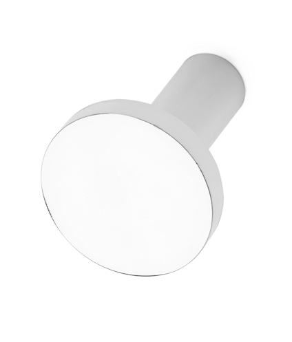 Silverfärgad rund metallkrok med enkel design mot vit bakgrund.