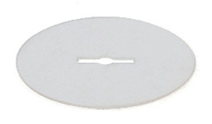 Vit oval plastbricka med en avlång öppning i mitten.