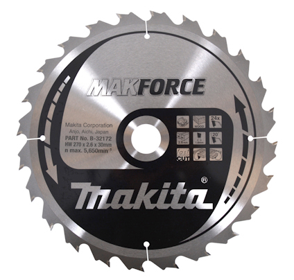 Cirkelsågklinga med skarpa tänder och texten "MAKFORCE" samt "Makita Corporation" tryckta på framsidan.
