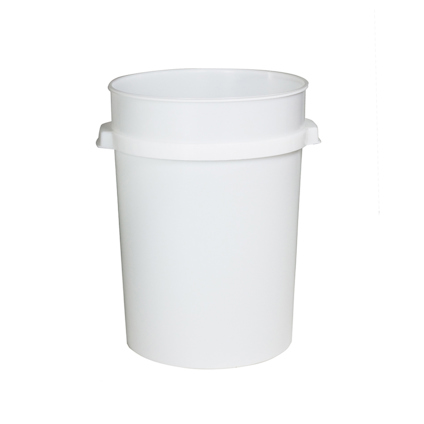 Vit cylindrisk plasttunna med bred kant nära toppen.