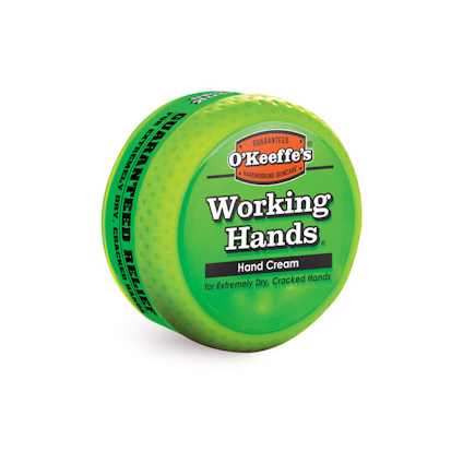 Grön burk med texten "O'Keeffe's Working Hands Hand Cream for Extremely Dry, Cracked Hands" och "Guaranteed Relief".