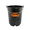 Svart hink med orange text "TEBO" och ett metallhandtag med orange grepp.