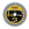 Cirkulär sågklinga med silverfärgade tänder och gul märkning med DeWalt-logotyp och specifikationer.