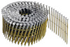 Spikband med flera rader av metallspikar i en spiralform.