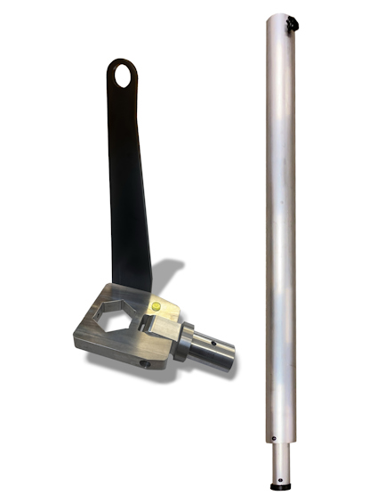 Maskinkomponenter inklusive en svart och silverfärgad metallarm samt en teleskopisk silvercylinder.