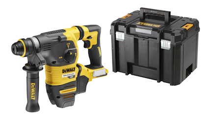 Gul och svart borrhammare märkta "Dewalt" bredvid en svart förvaringslåda med gult handtag.