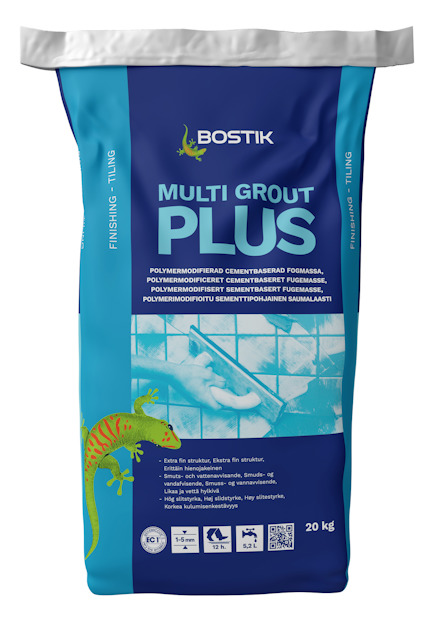 Förpackning med Bostik Multi Grout Plus, 20 kg, i blå och grön design med logotyp, en ödla och grafik som visar kakelplattor.