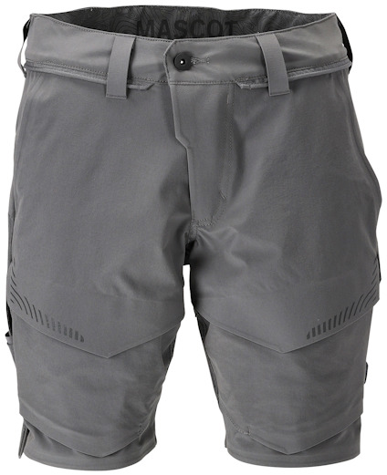 Grå arbetsshorts med bältesöglor, knapp och dragkedja framtill, samt förstärkta knäpartier.