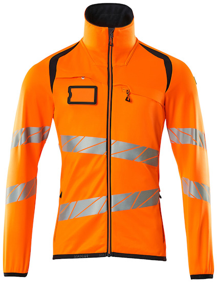 Orange jacka med reflekterande ränder och mörkblå detaljer på axlarna och insidan av kragen.