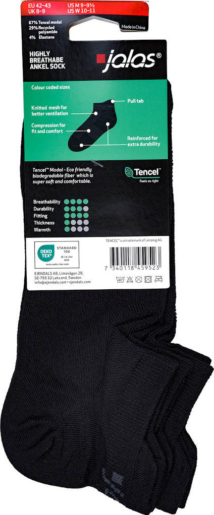 Svarta Jalas ankelsockar med förpackningstext om hållbarhet och material.