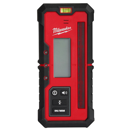 Rektangulär röd och svart lasermottagare med en digital display och kontrollknappar.