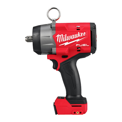 Röd och svart mutterdragare med texten "Milwaukee Fuel" på sidan, med en metallring på toppen.