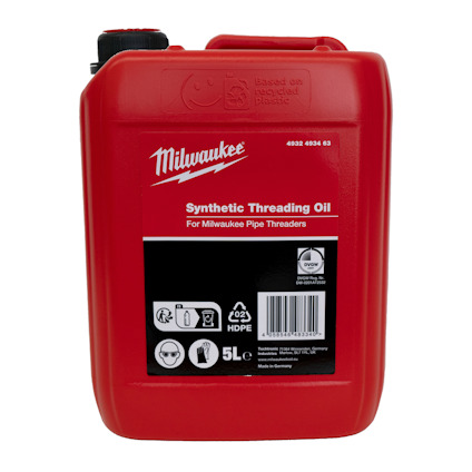 Röd 5-liters behållare med texten "Milwaukee Synthetic Threading Oil" och symboler för återvinningsbar plast (HDPE).