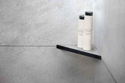 DUSCHHYLLA TILE IN BLACK