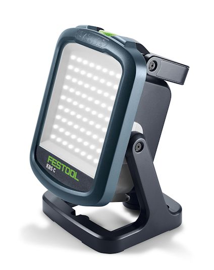 Portabel arbetsbelysning med många LED-lampor och justerbart stativ, märkningen "FESTOOL KBS C" synlig på framsidan.
