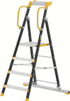 Stegpall/trappstege med fem steg, gul-grå design, säkerhetshandtag och halkfria steg.