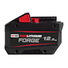 Svart och rött batteri med texten "M18 REDLITHIUM FORGE 12.0 Ah" på sidan.