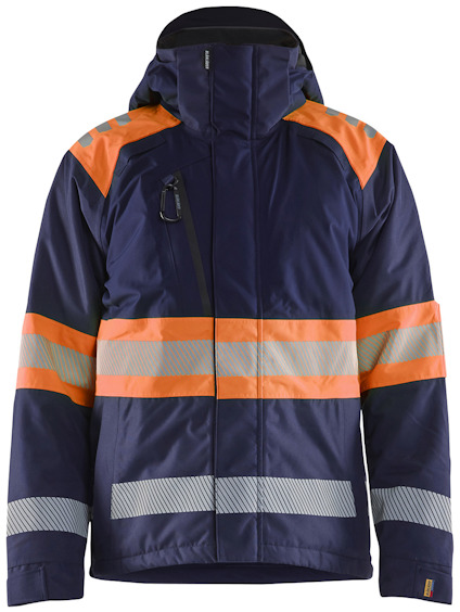 Arbetsjacka i marinblått med varselorange detaljer och reflexband på bröst, rygg och ärmar.
