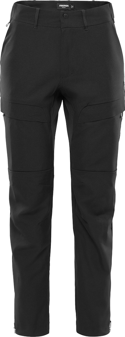 Svarta stretchbyxor med flera fickor framtill, designade för kvinnor.