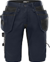 Mörkblåa hantverksshorts med flera fickor och förstärkningar i svart.